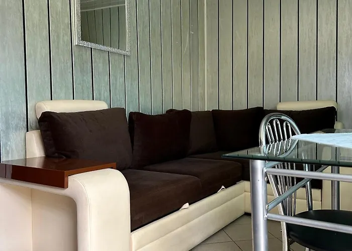 - Letniskowy * Хажуковы